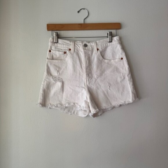 Levi‘s White Denim Distressed High Rise Ribcage Women's Shorts Size 27 - Picture 1 of 11